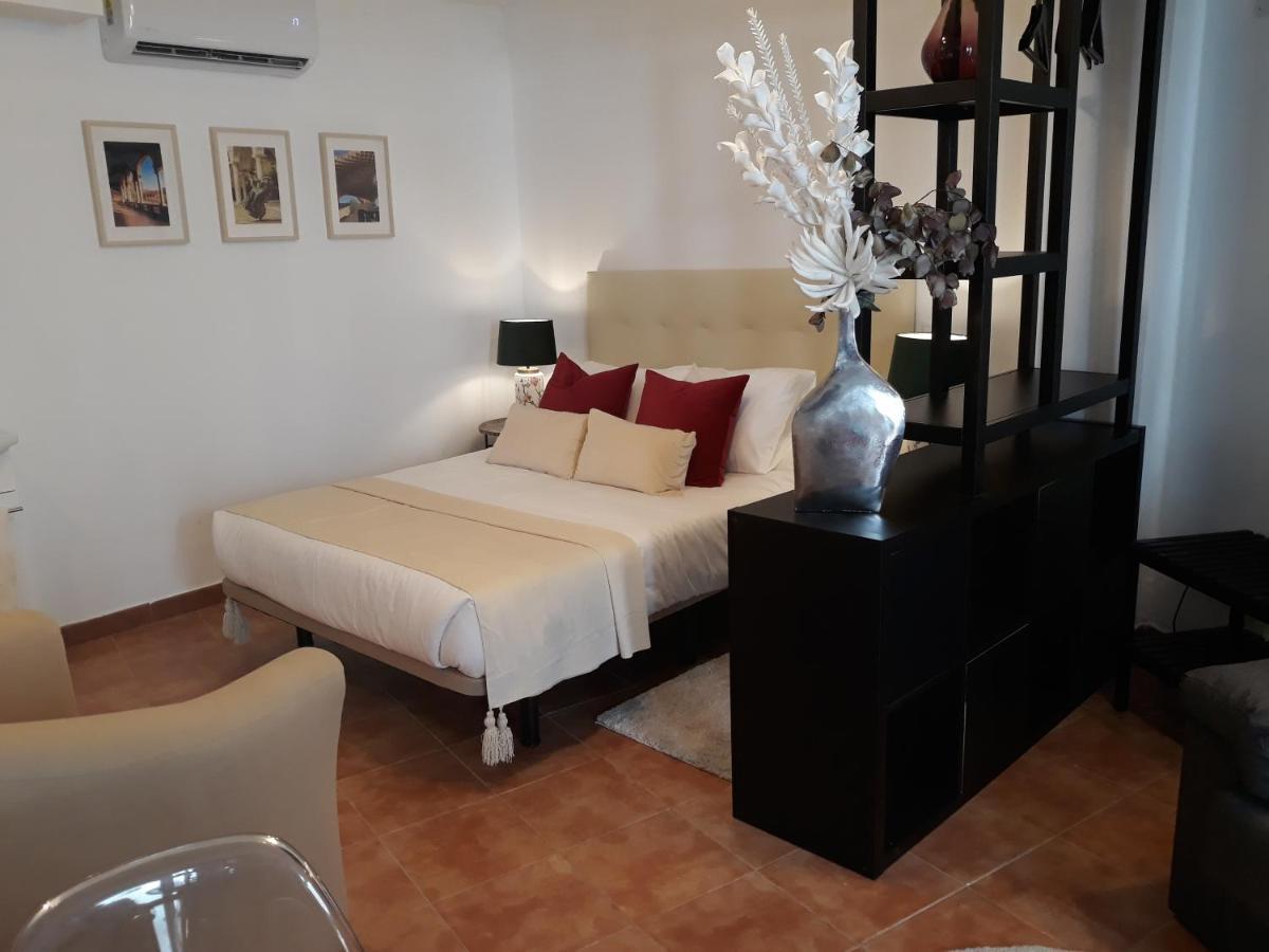 Turisticos Convento De San Cayetano Appartement